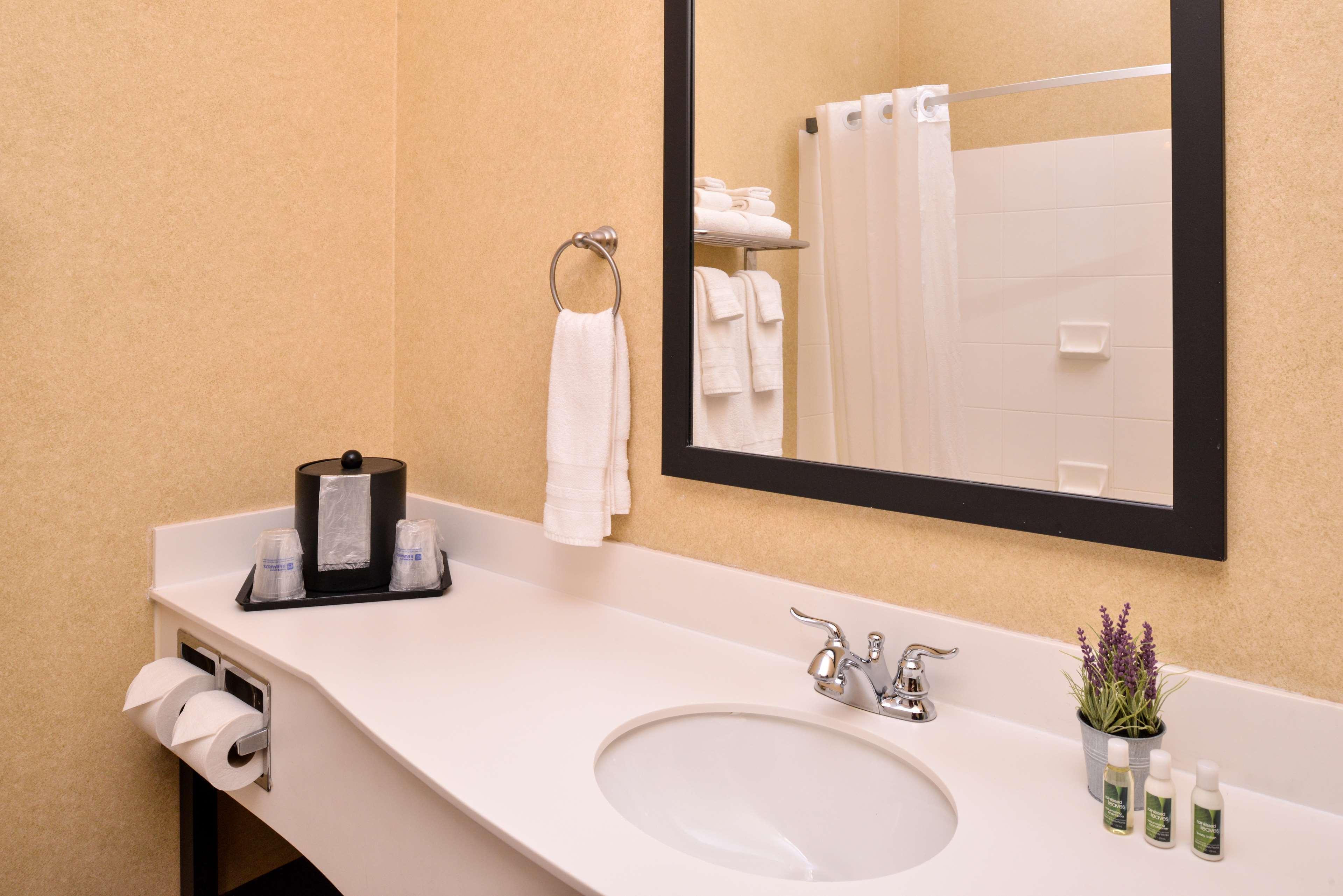 Best Western Plus Frontier Inn Cheyenne Exteriör bild