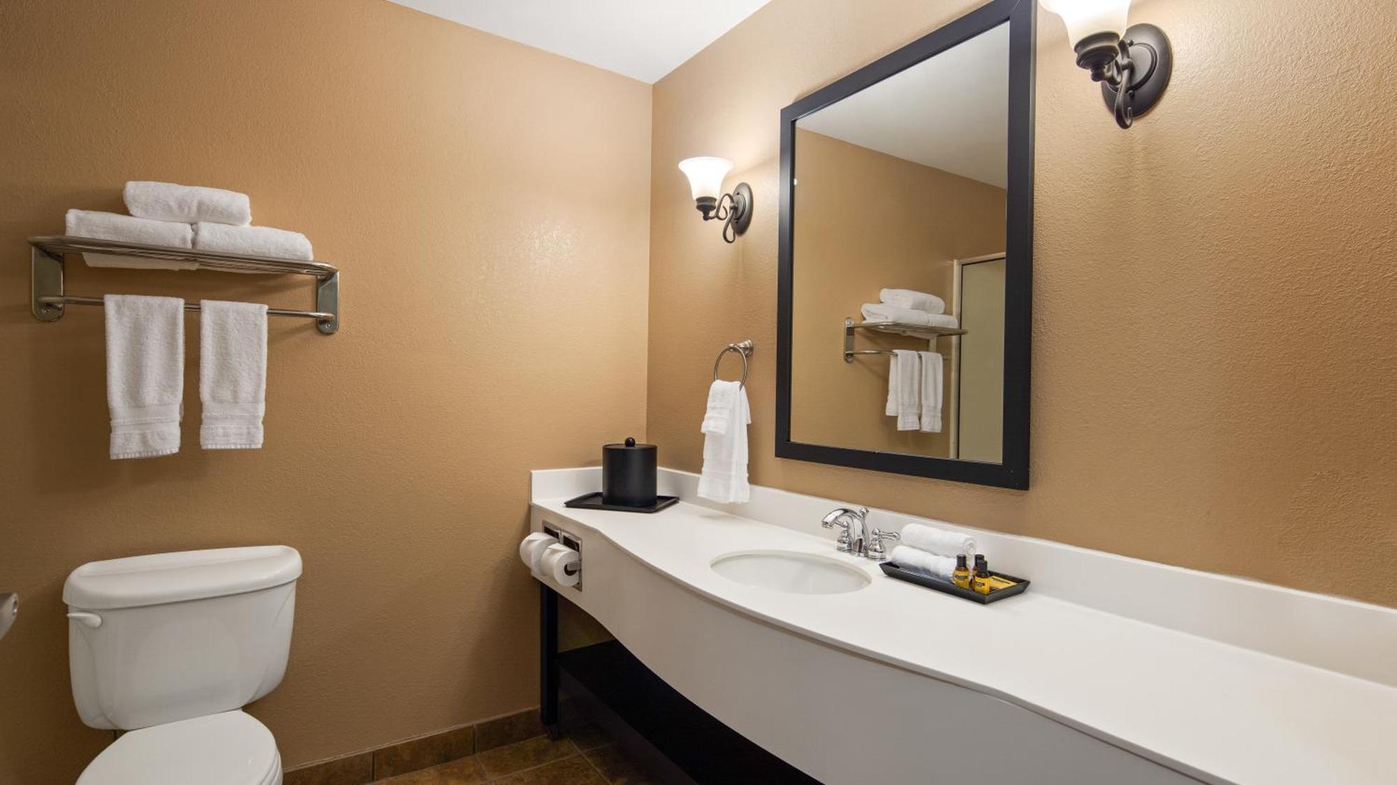 Best Western Plus Frontier Inn Cheyenne Exteriör bild